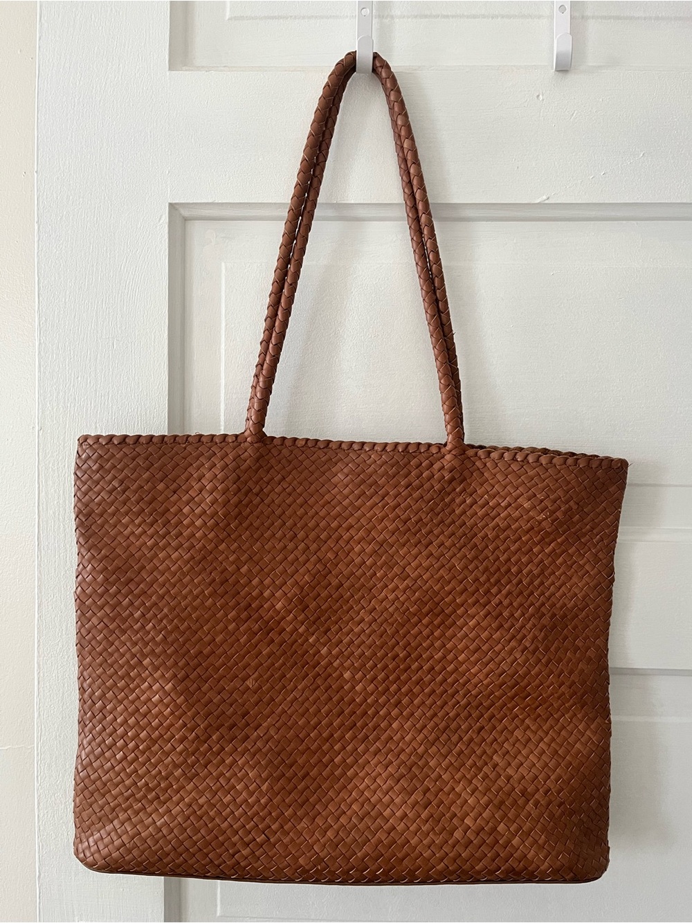 QUINCE Italian leather woven tote - Picture 2 of 5